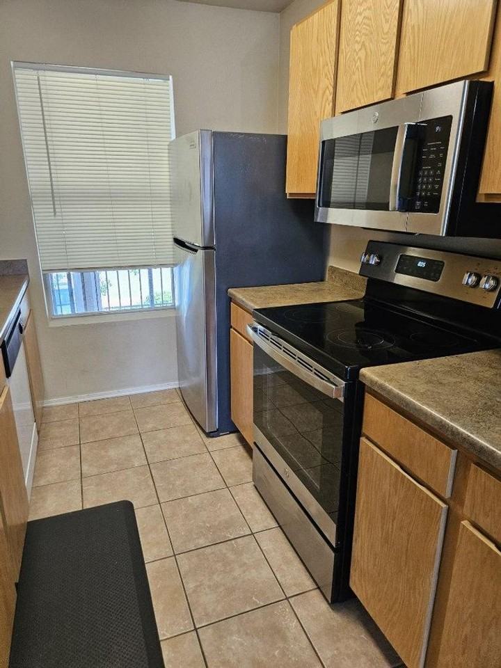 1100 Goeglein Gulch #206 - Photo 2 of 10