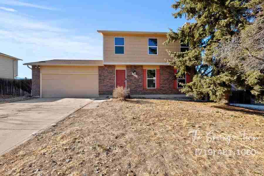 6460 Bugle Dr - Photo 2 of 49