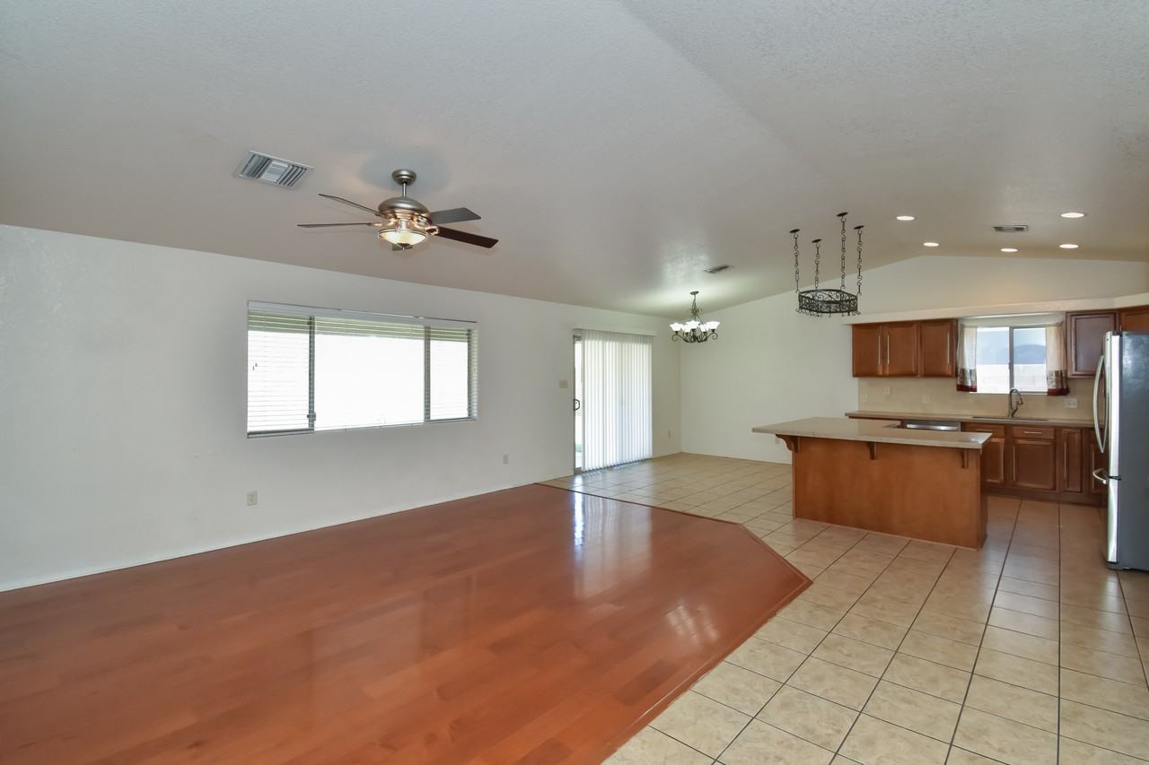 11766 E Alpha Way - Photo 3 of 19