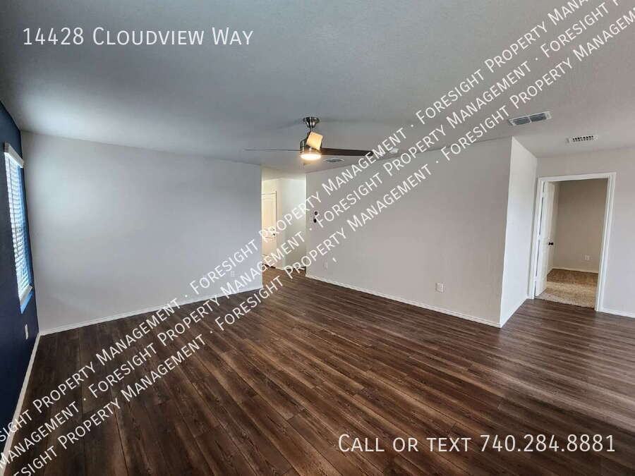 14428 Cloudview Way - Photo 5 of 17