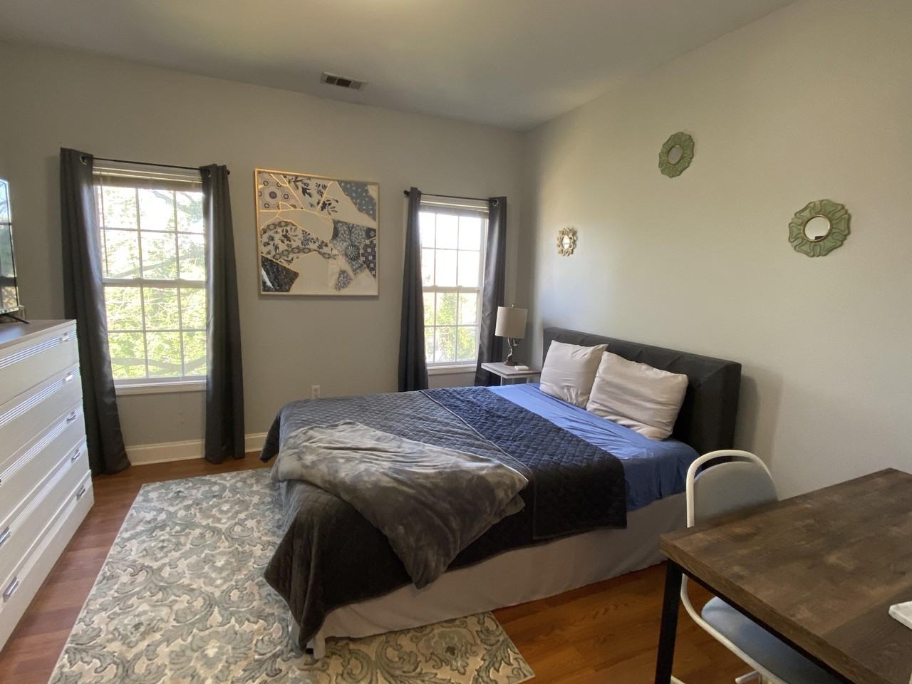 130 Vanira Ave Se #B - Photo 5 of 10