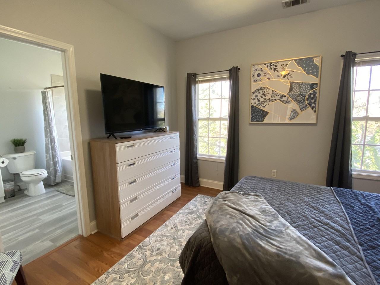 130 Vanira Ave Se #B - Photo 7 of 10