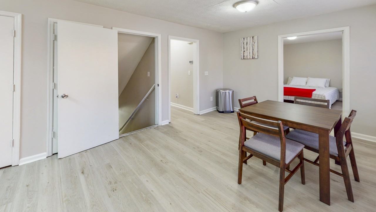 410 Lake Dylan Ct - Photo 6 of 7