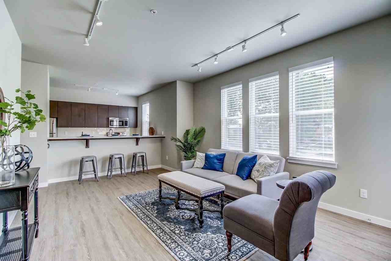 Orenco Oregon II - Photo 2 of 23