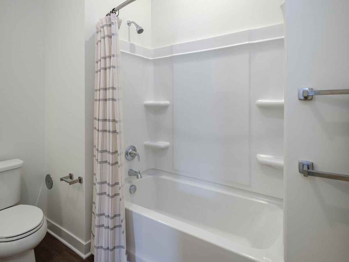 Rivers Edge Apartments - Photo 5 of 23