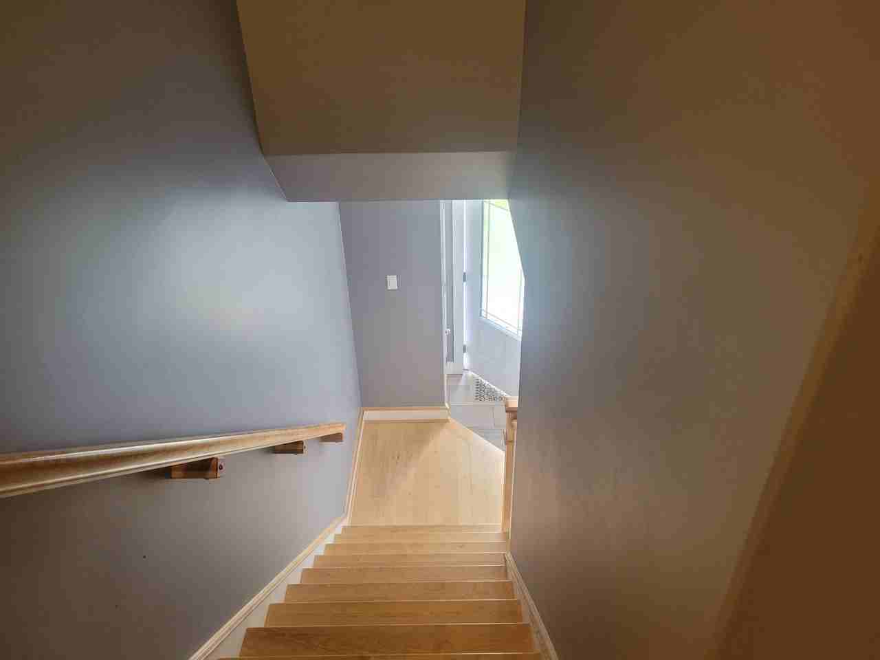 121 Larkview Terr #0 - Photo 3 of 38