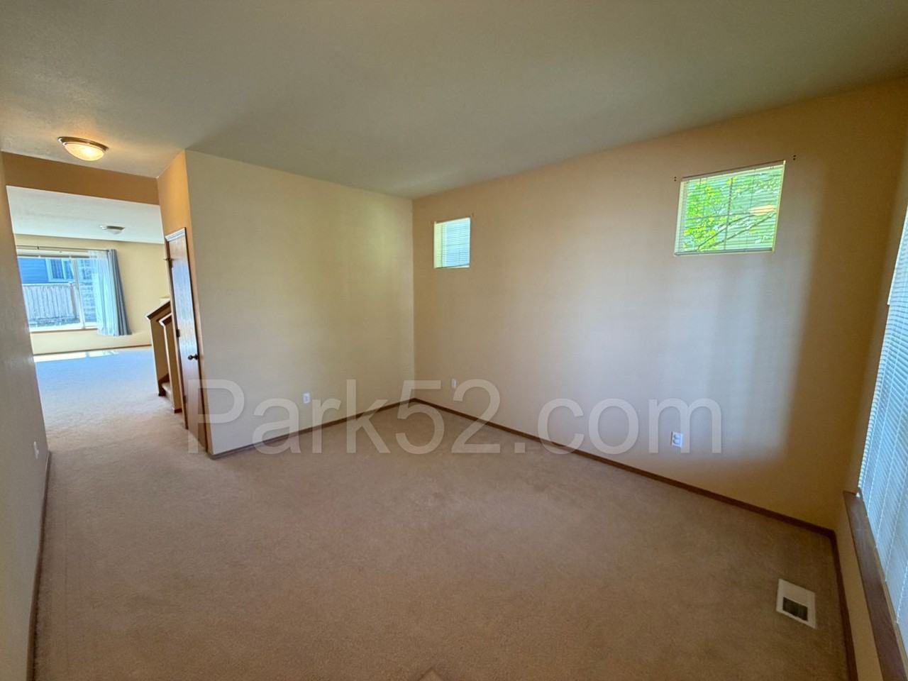 11328 185th St E - Photo 3 of 31