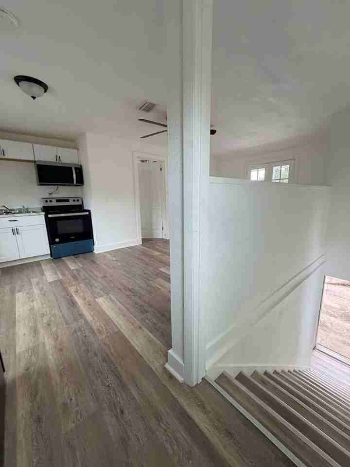 4 302.5 S. 12th Street- #4 - Photo 5 of 11