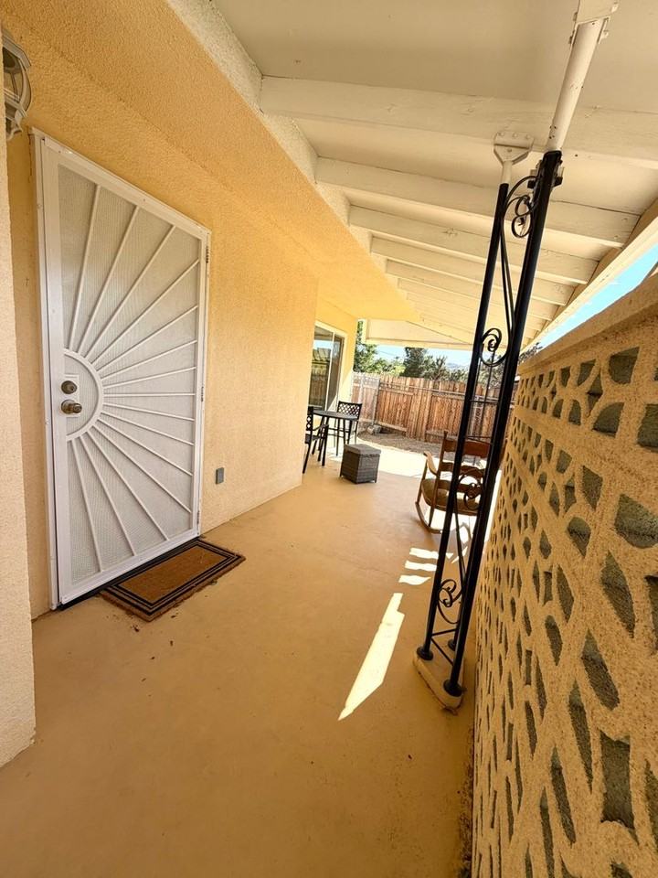 56615 Bonanza Dr - Photo 4 of 35