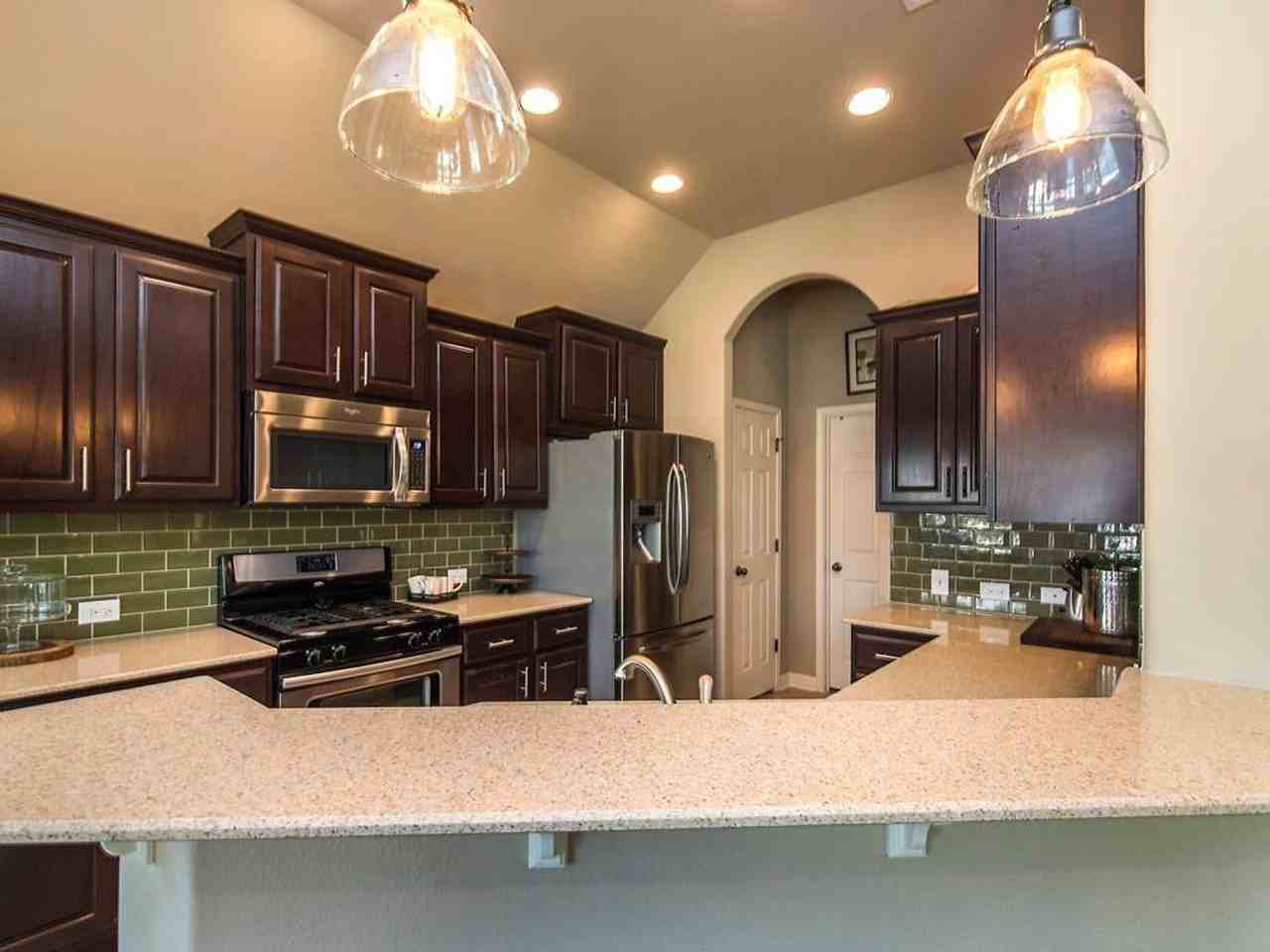 339 Atlanta Park Dr - Photo 7 of 30