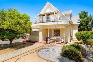 featured image of 207 E Graham Ave #B