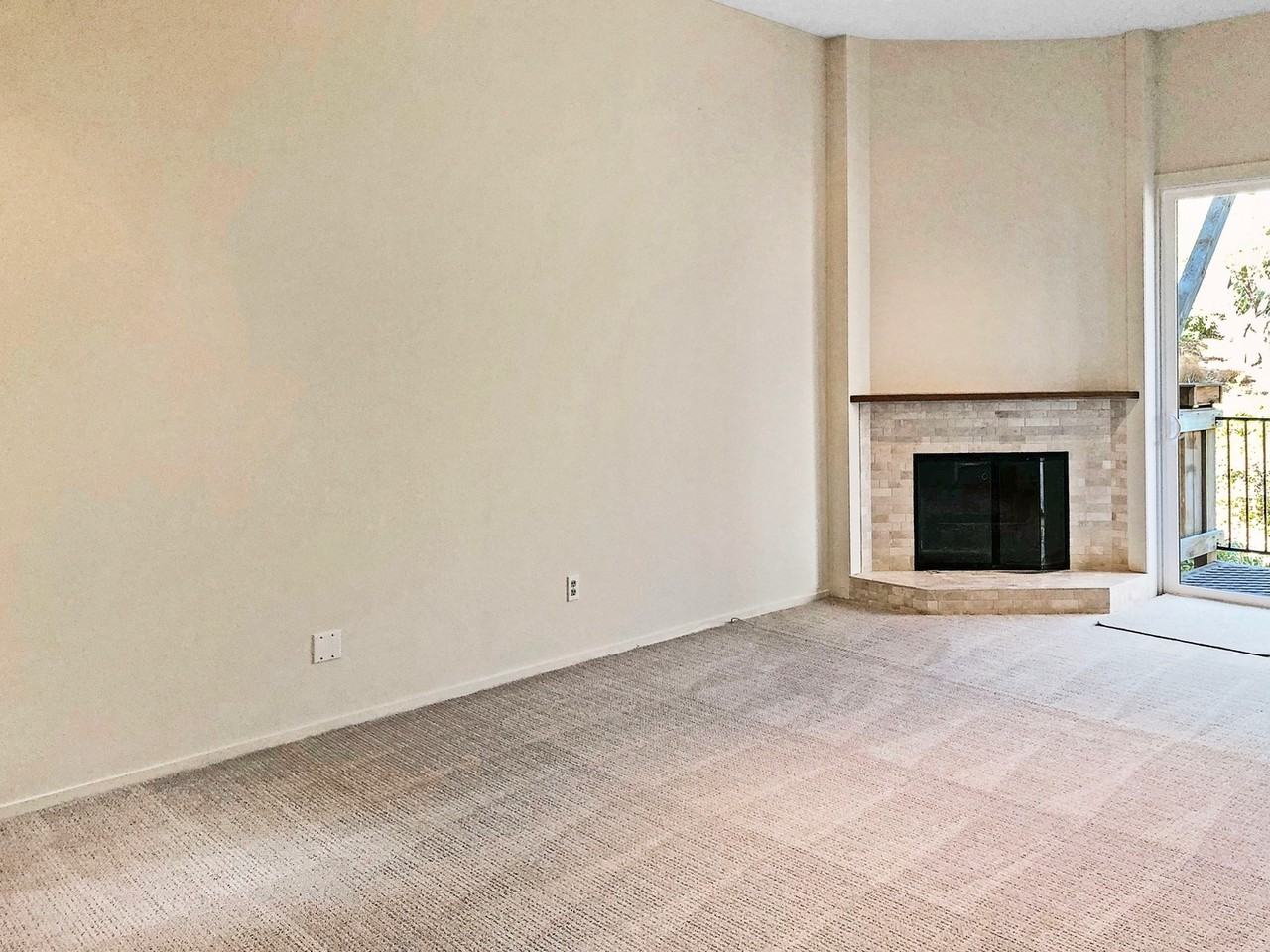 532 Seaver Dr - Photo 3 of 13