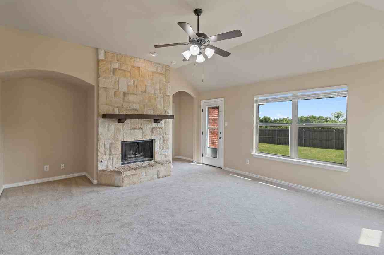 8204 Tierra Del Sol Rd - Photo 4 of 19