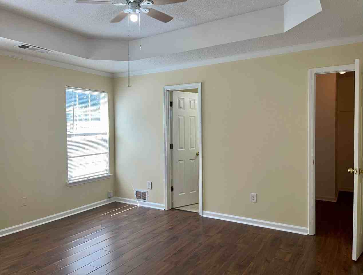 8584 Guthrie Dr - Photo 5 of 13