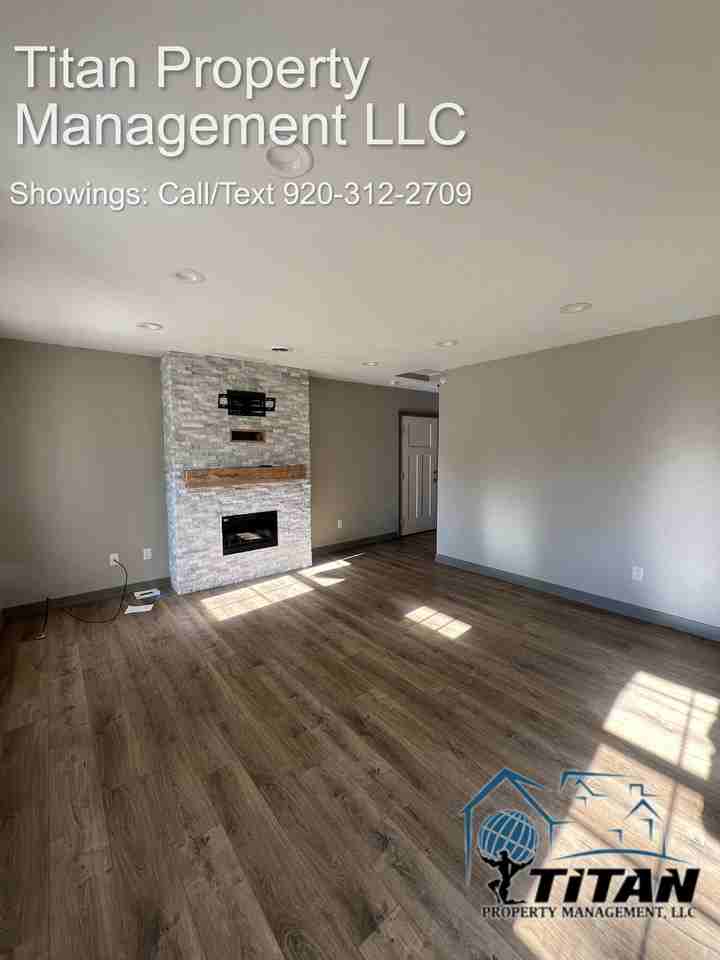 1155 Racine Road - Photo 2 of 17