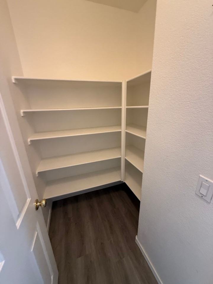 3102 W Belle Ave - Photo 6 of 13