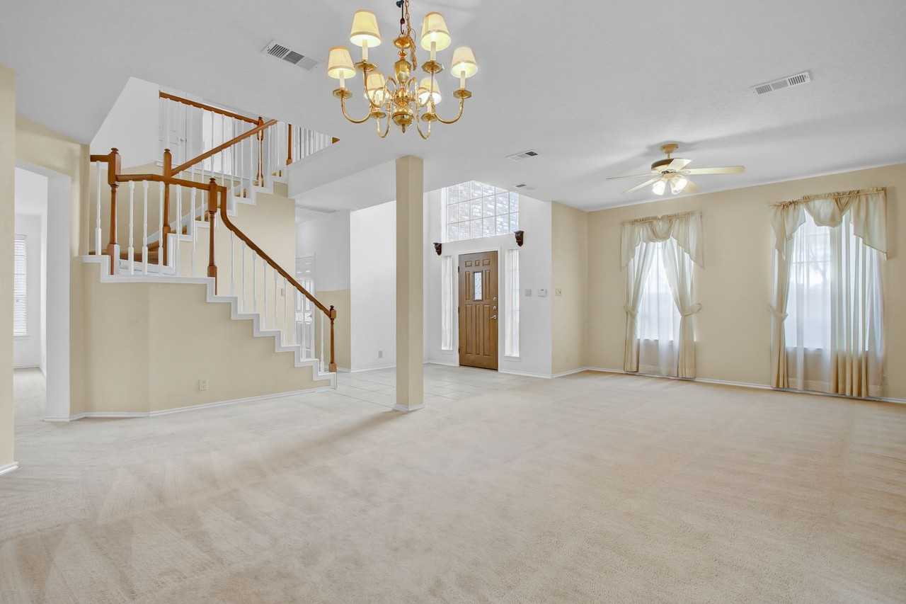 1814 Caversham Pass Ln - Photo 2 of 26