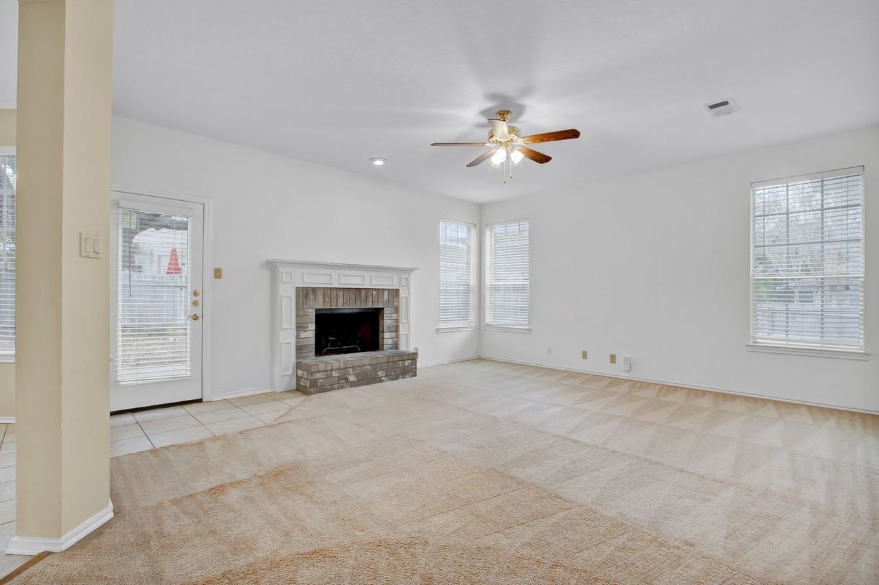 1814 Caversham Pass Ln - Photo 5 of 26