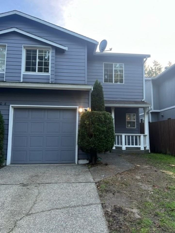 1008 Sunset Blvd Ne #B