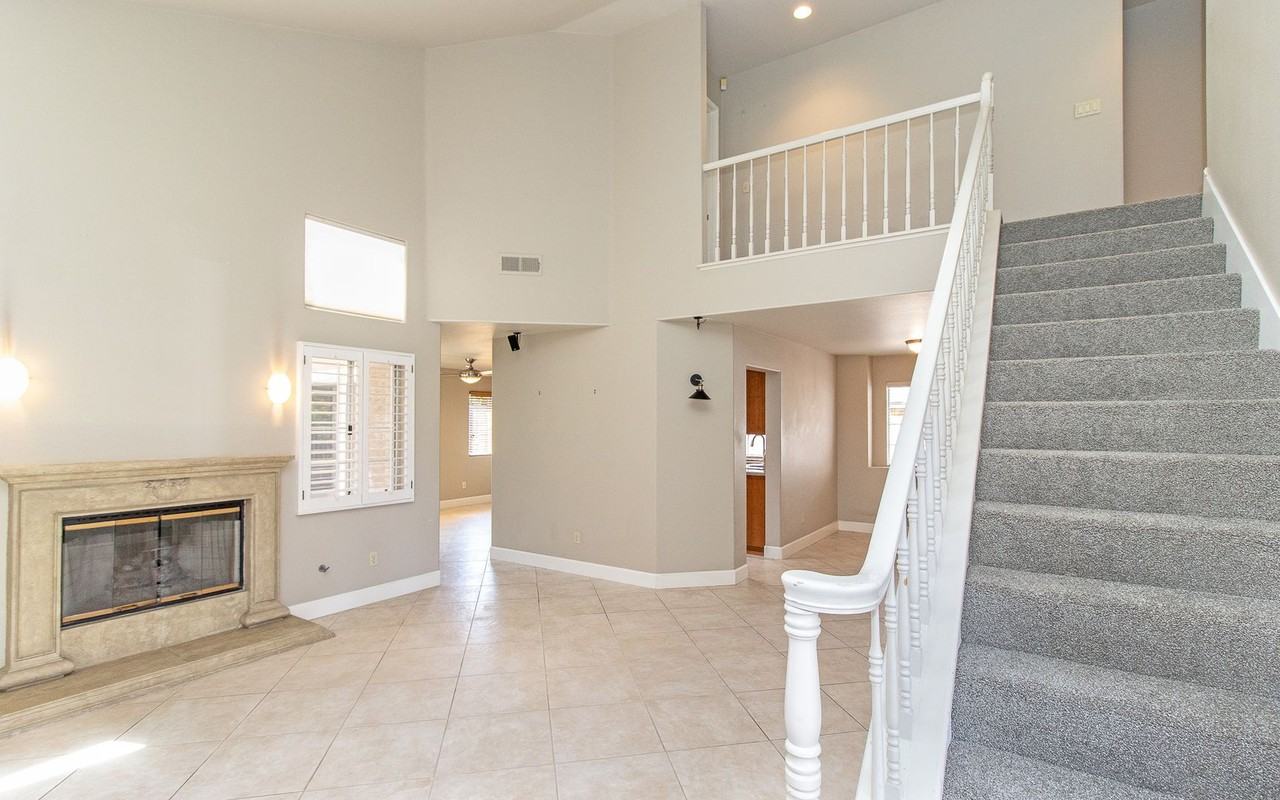3114 San Helena Dr - Photo 4 of 28