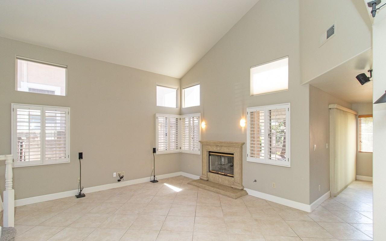 3114 San Helena Dr - Photo 5 of 28