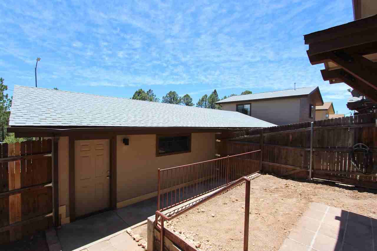 1535 E Payton Way - Photo 2 of 32
