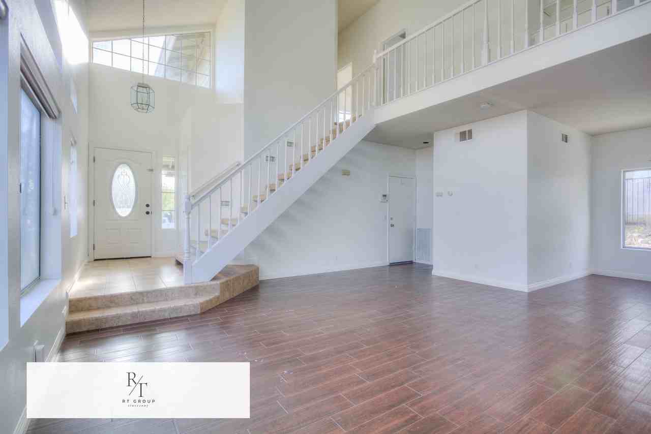 6153 Orvieto Ct - Photo 3 of 39