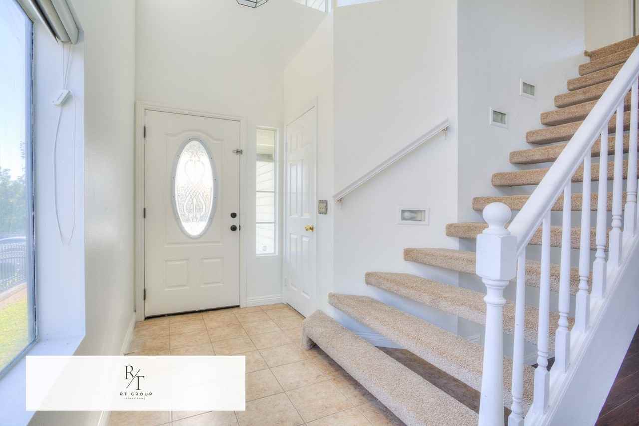 6153 Orvieto Ct - Photo 4 of 39