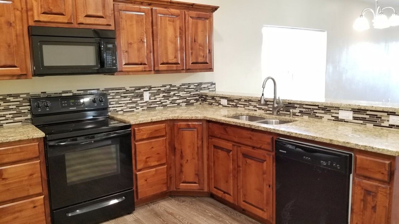 3624 Weston St - Photo 6 of 18