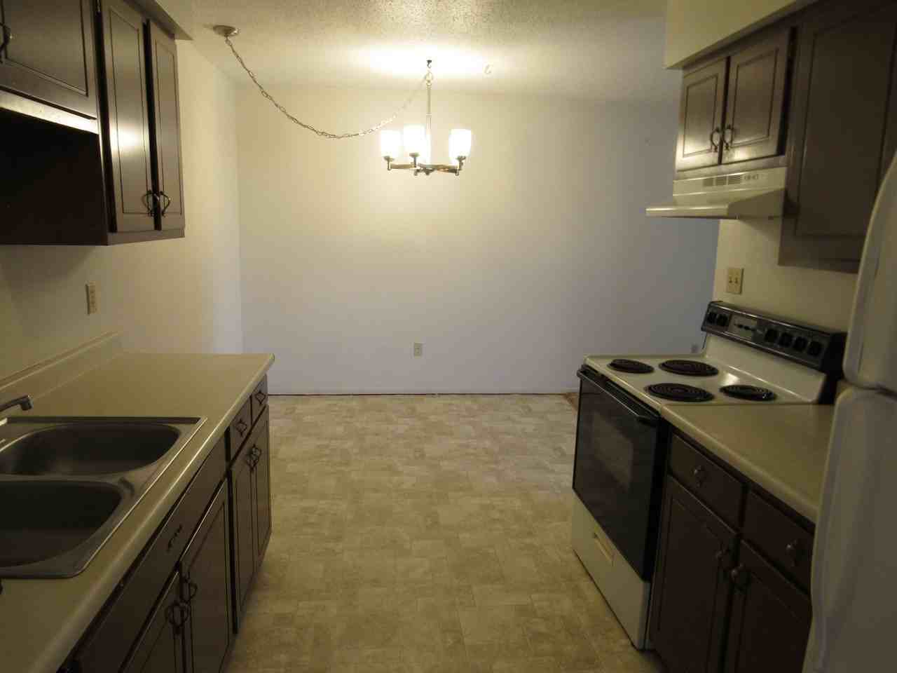 4500 S Poplar St - Photo 3 of 11