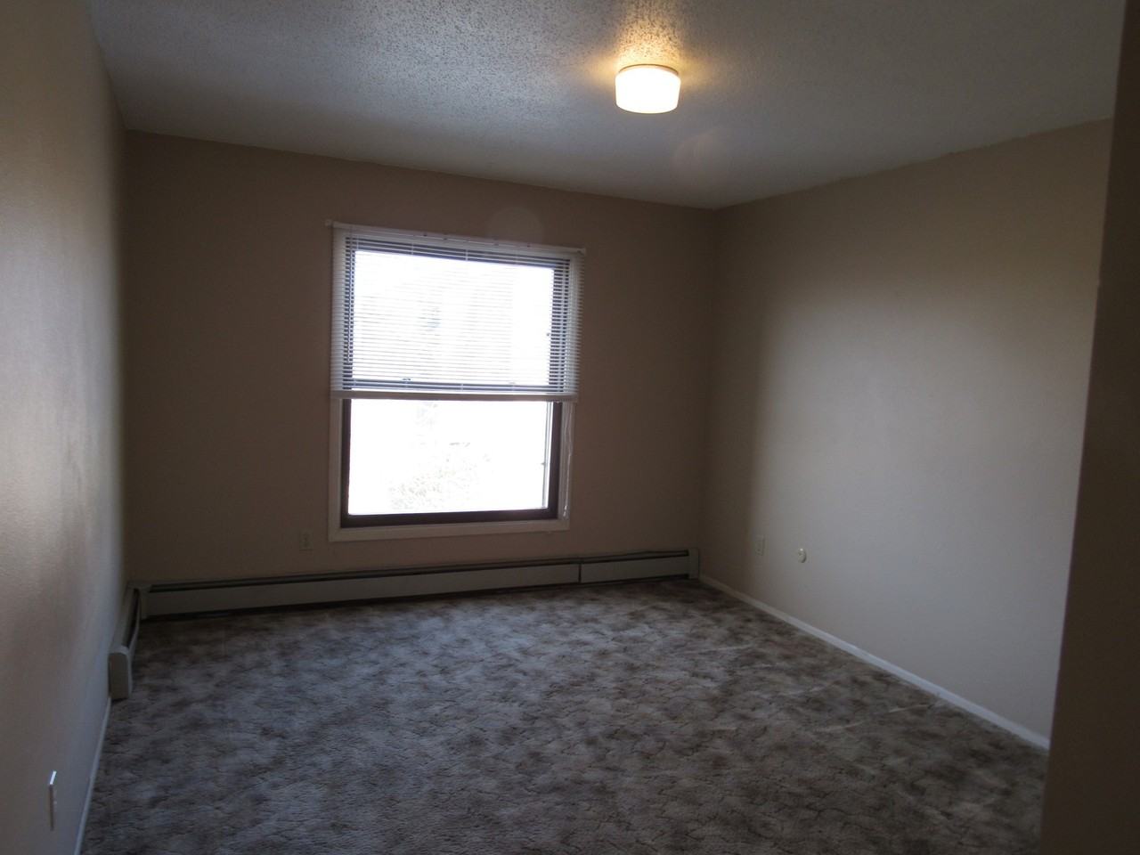 4500 S Poplar St - Photo 7 of 11
