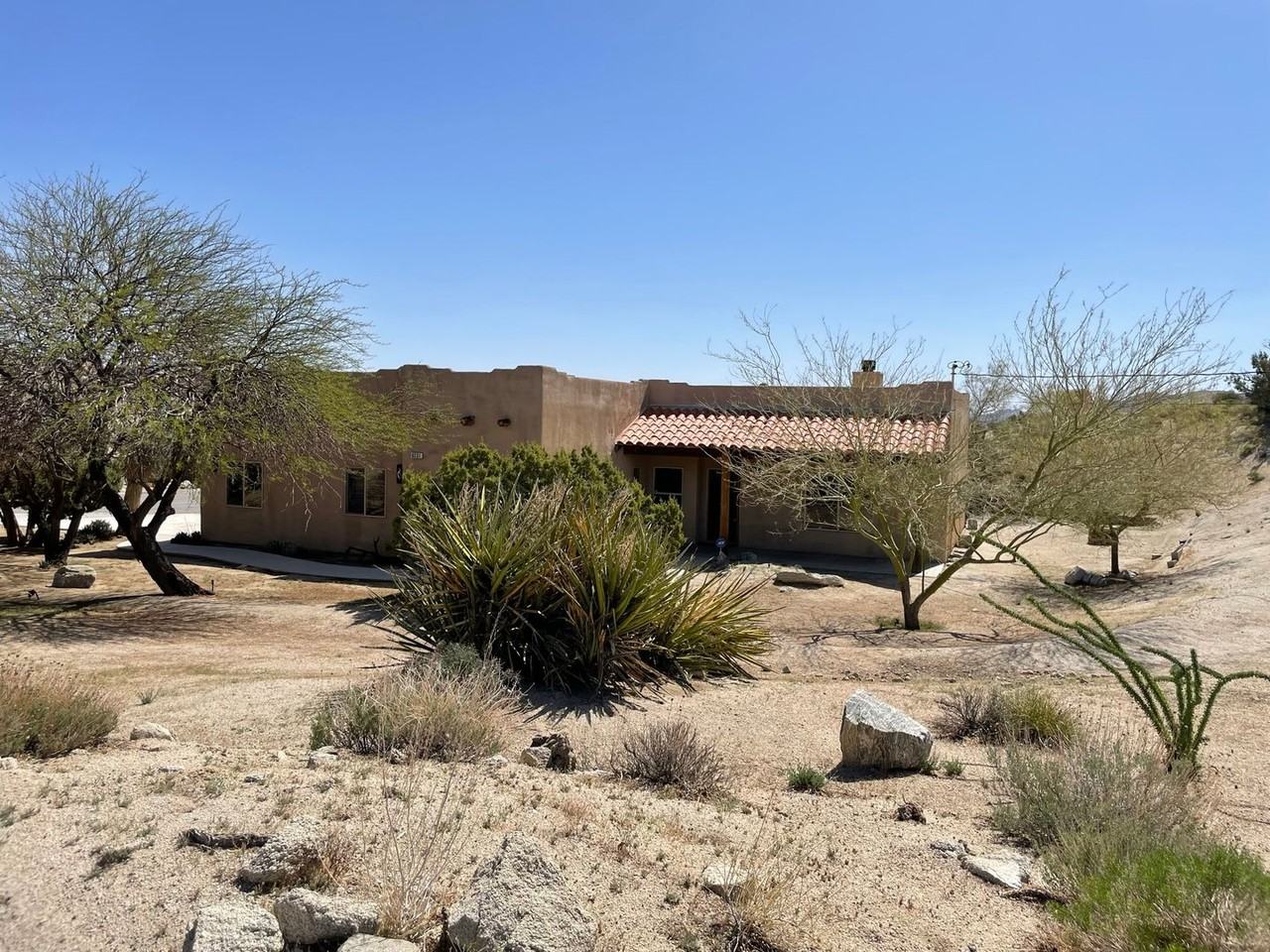 6231 Mirlo Rd - Photo 6 of 50