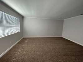 featured image of 708 S Peggy St