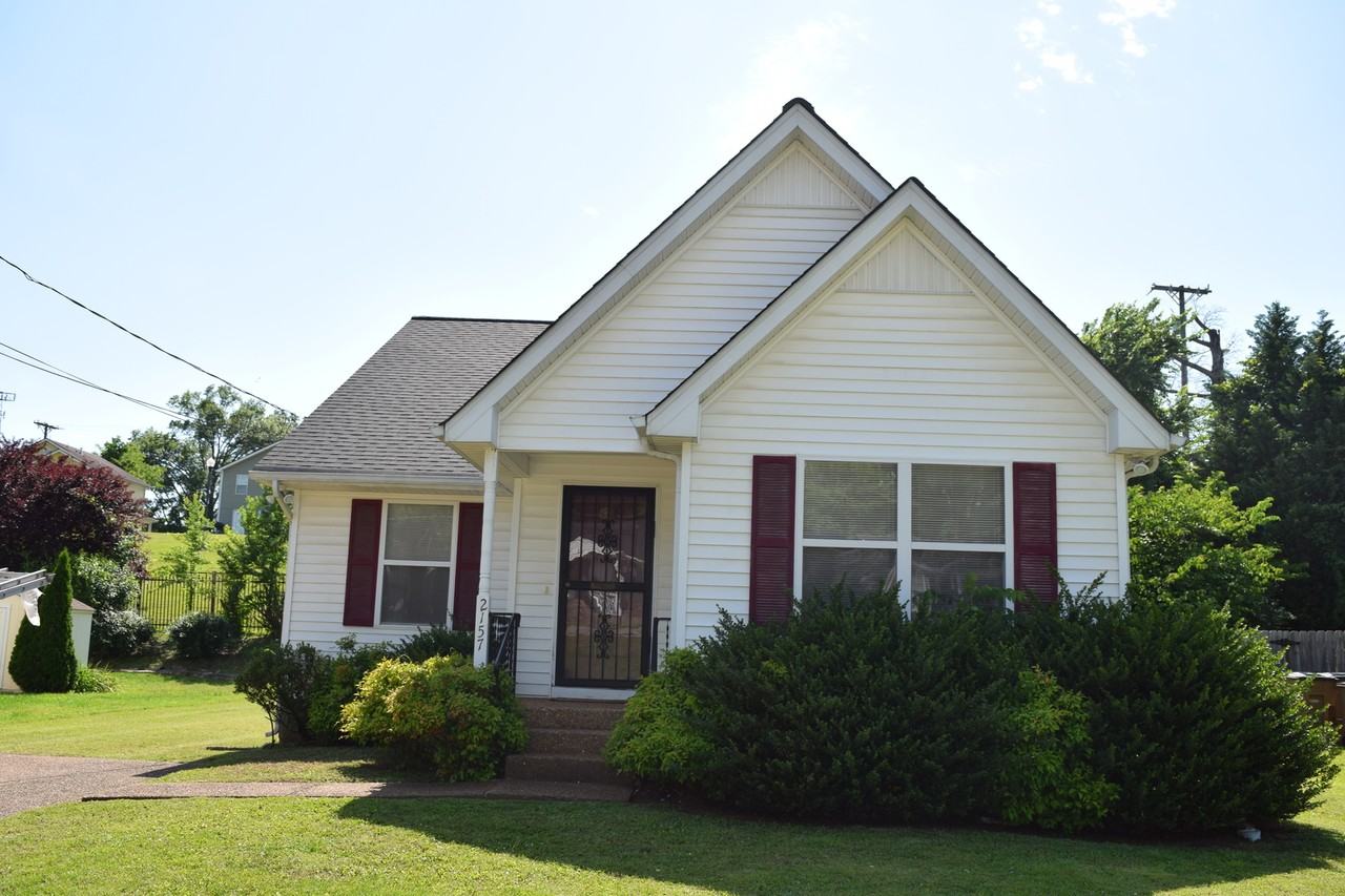 2157 Bransford Ave - Photo 3 of 20
