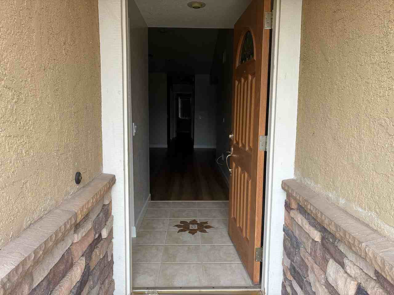 13927 Woodland Dr - Photo 4 of 45