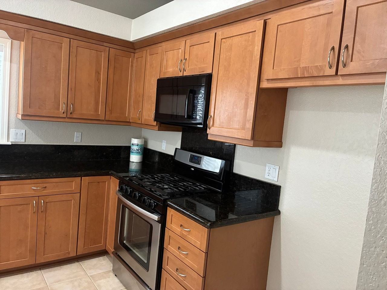 13927 Woodland Dr - Photo 6 of 45