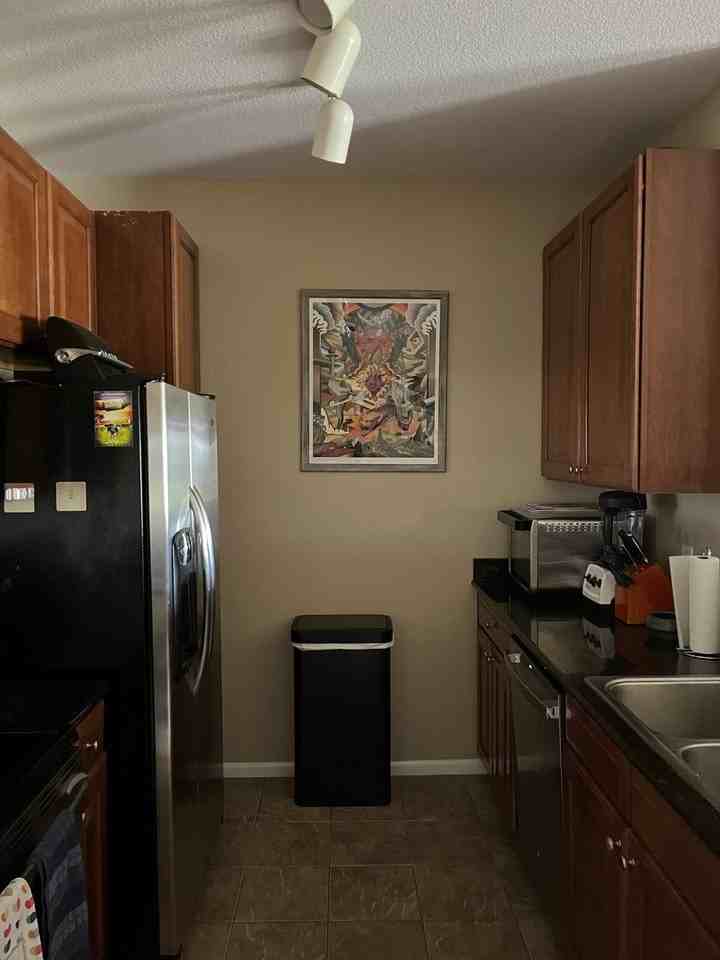 3155 Blue Sky Cir - Photo 2 of 14