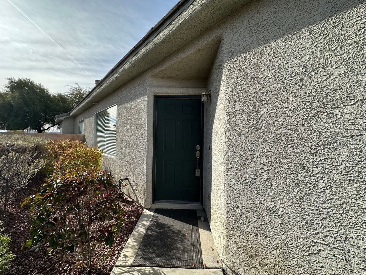 10975 Pumpkin Ridge Ave - Photo 3 of 28