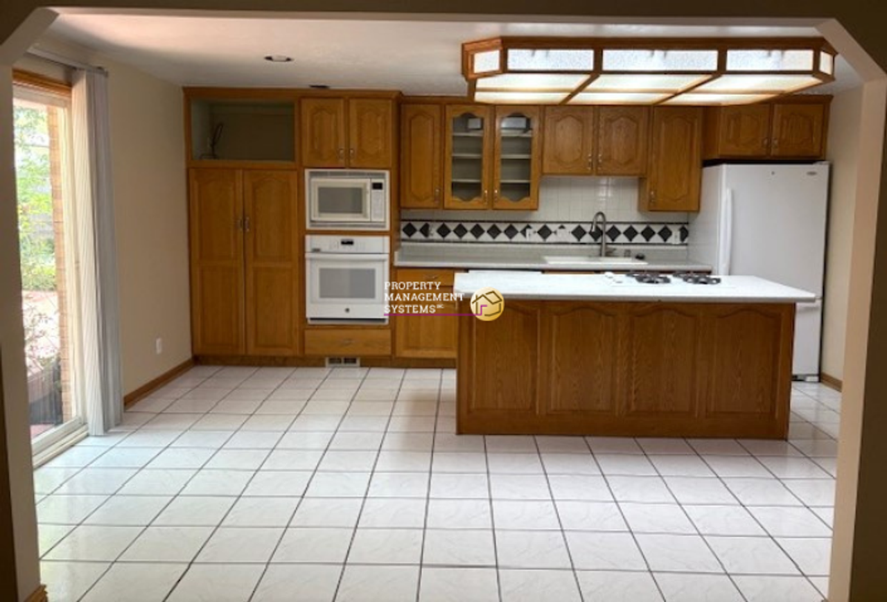 12131 S Mill Ridge Rd - Photo 6 of 23