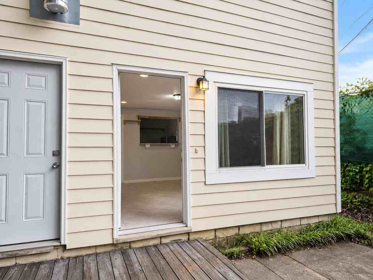 1155 United Ave Se - Photo 2 of 14