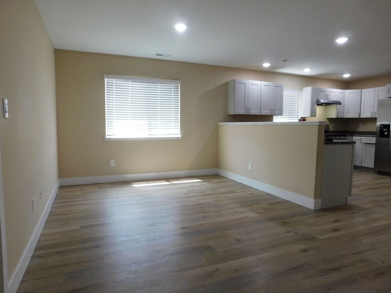 1715 North 7th Street - Photo 3 of 31