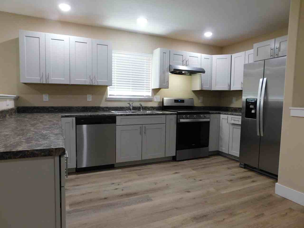 1715 North 7th Street - Photo 5 of 31