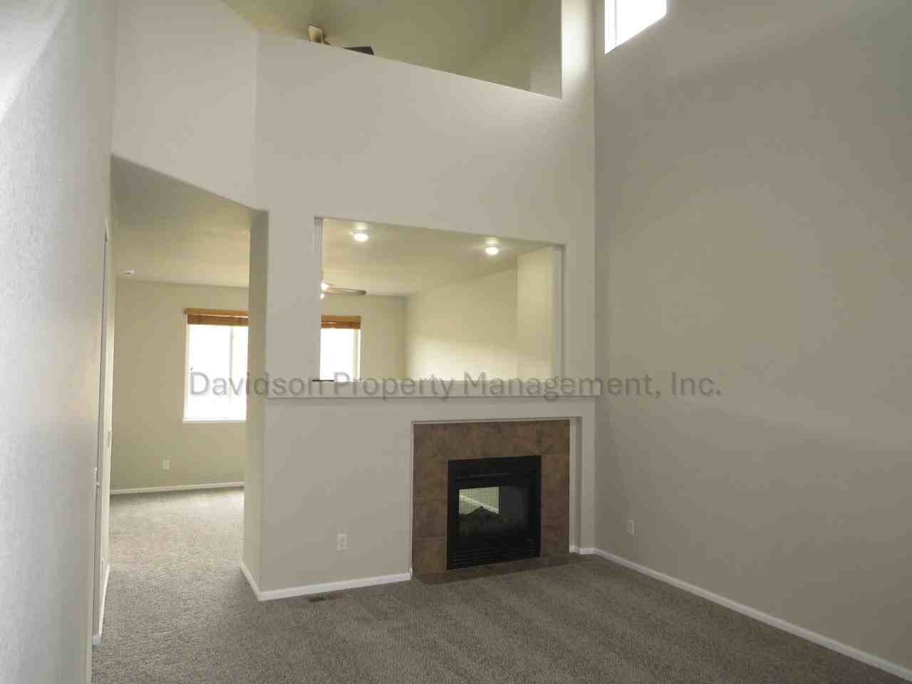 1791 Riverwalk Pkwy - Photo 2 of 19