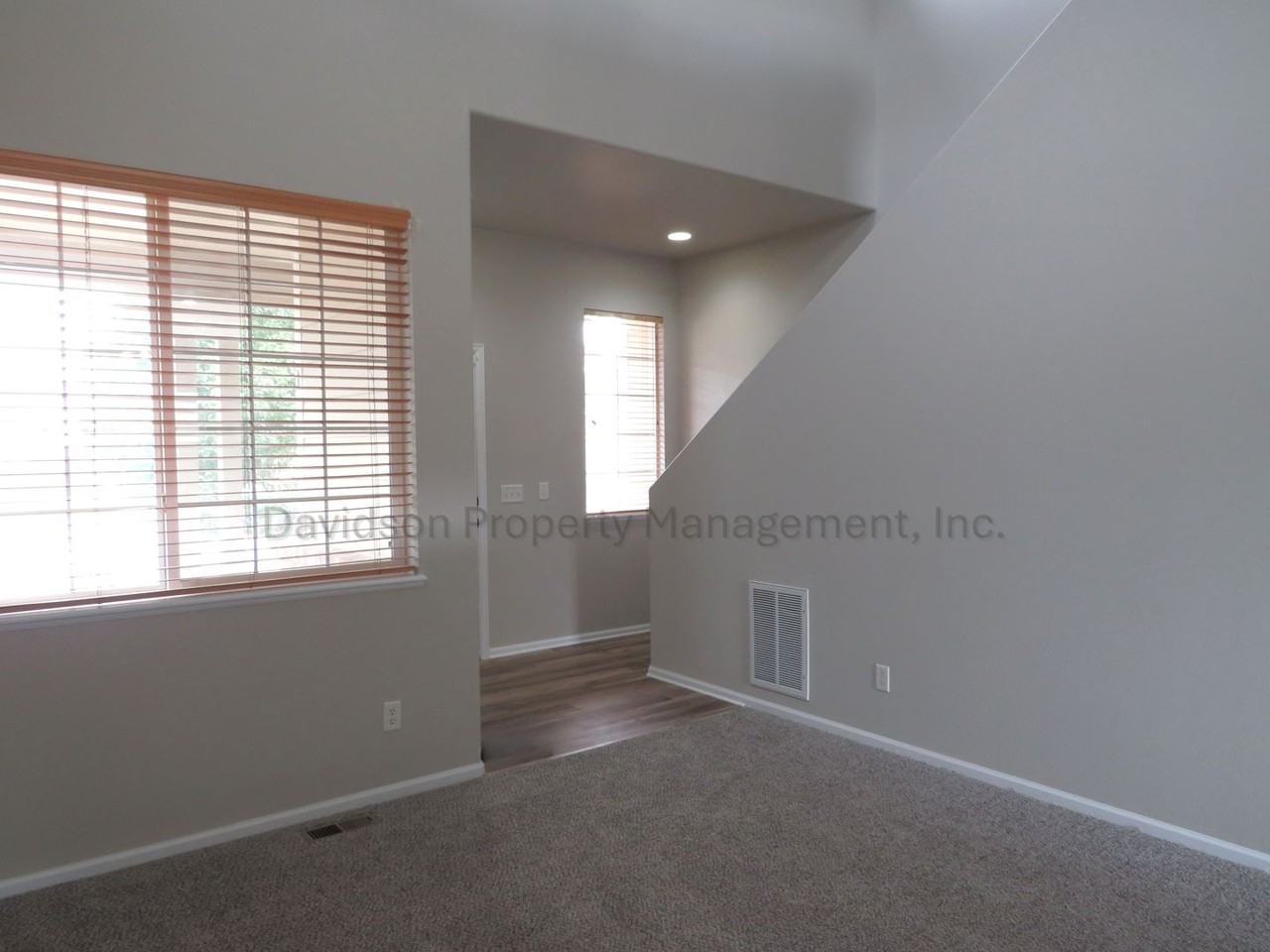 1791 Riverwalk Pkwy - Photo 3 of 19