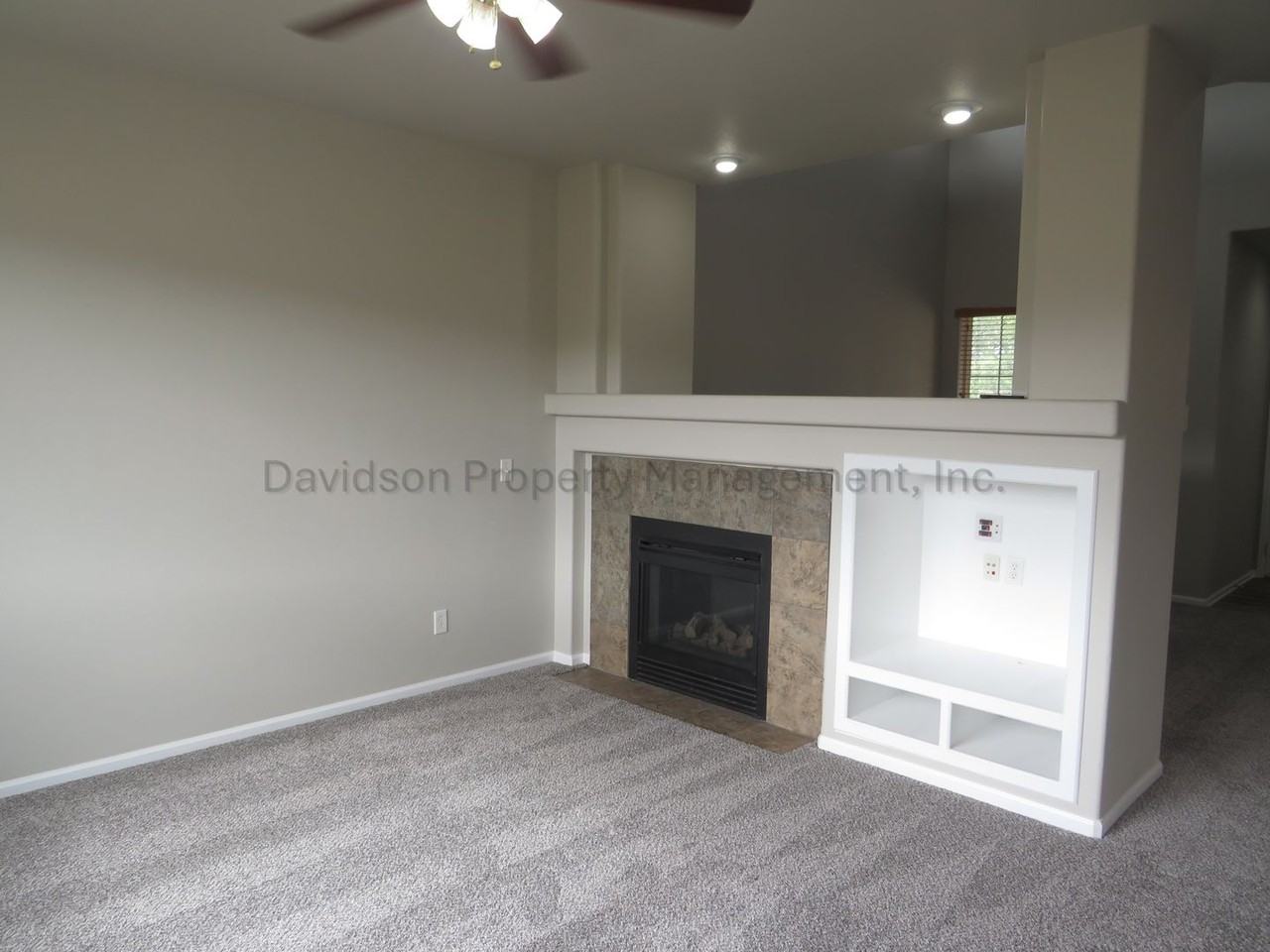 1791 Riverwalk Pkwy - Photo 5 of 19