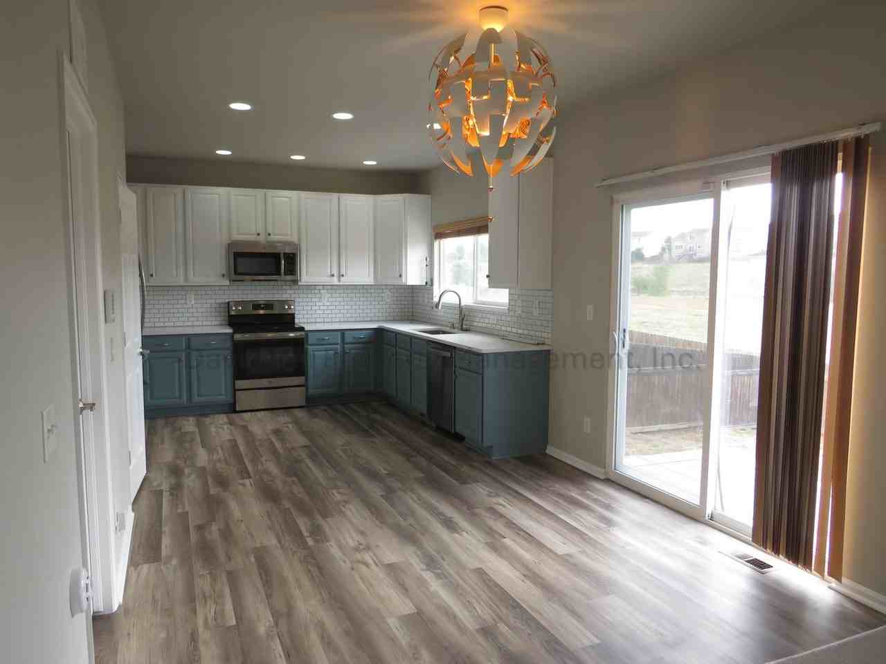 1791 Riverwalk Pkwy - Photo 7 of 19