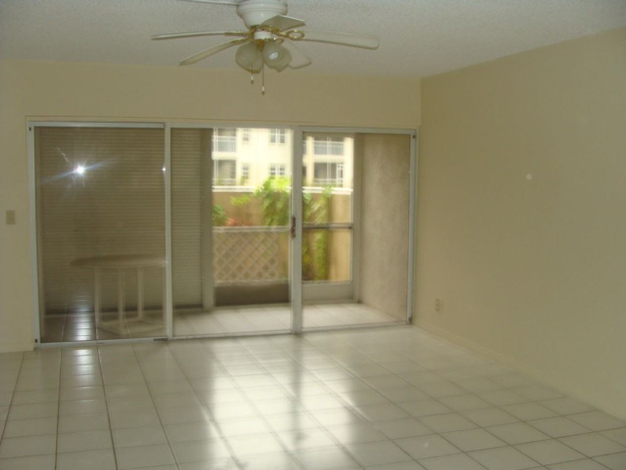 1565 Se Royal Green Cir - Photo 5 of 9