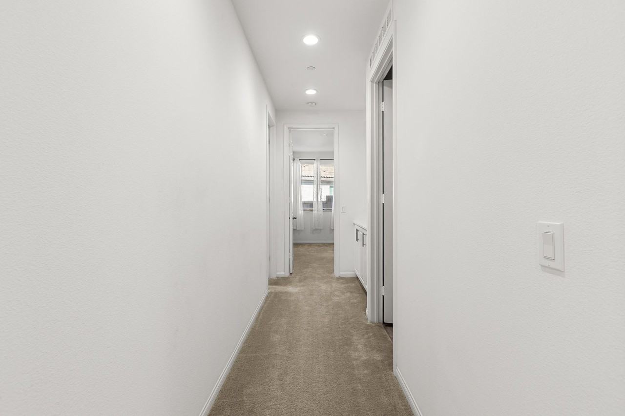 1500 Yucca Ct - Photo 5 of 45