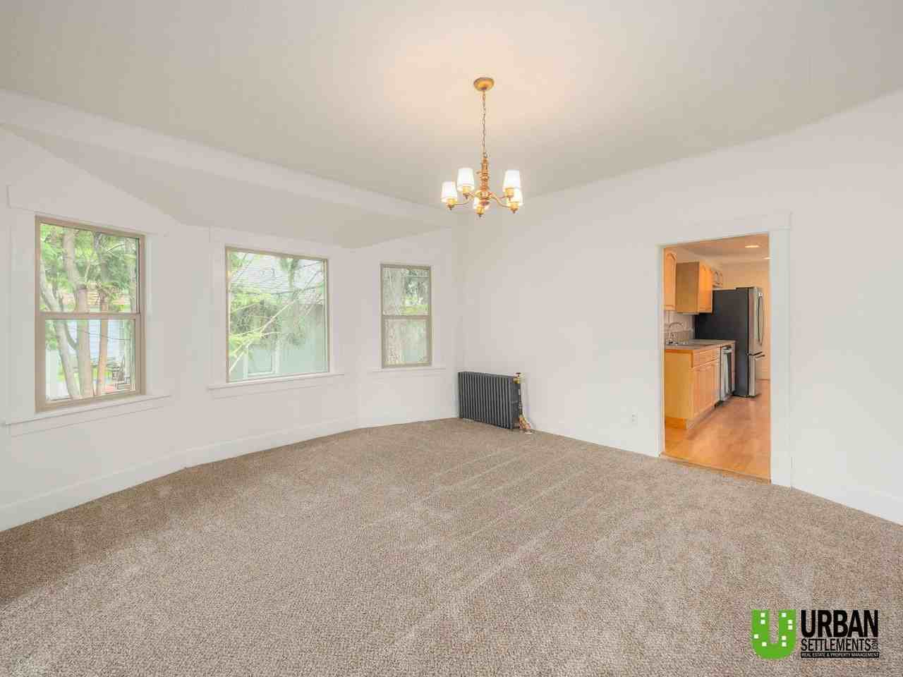 724 E Ermina Ave - Photo 4 of 31