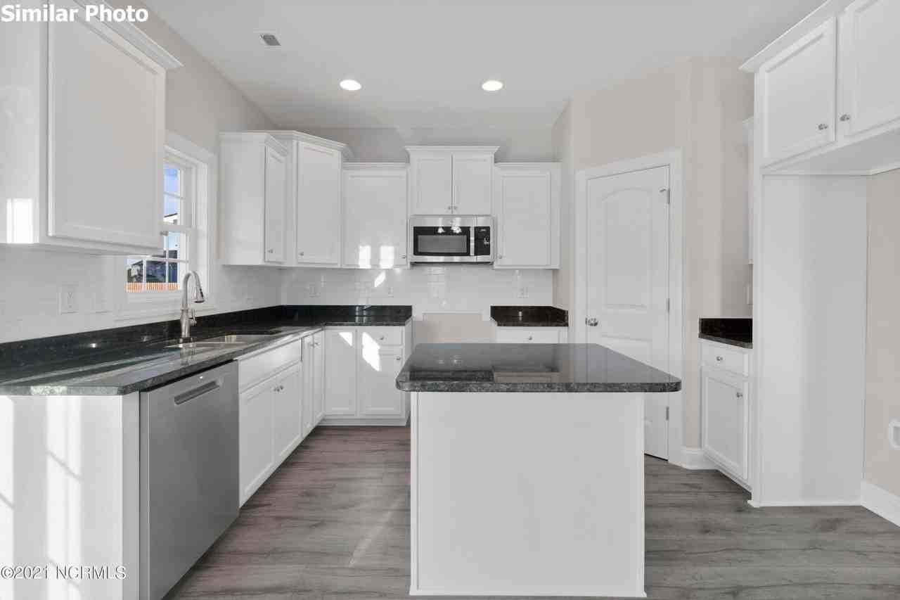 318 Windmill Light Way - Photo 3 of 9